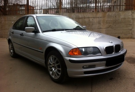 BMW 315i  год выпуска 2000 выкуплен за 300 000 р
